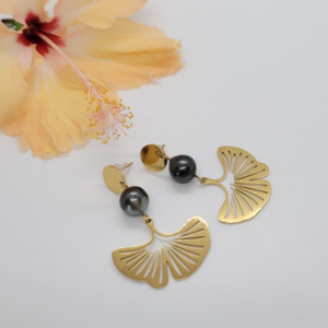 les-bijoux-de-pims-boucles-ginko-doré-perle-tahiti