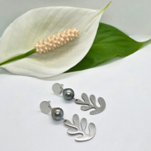 les-bijoux-de-pims-boucles-corail-argent-perle-tahiti